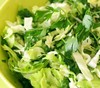 Капуста со свежим огурцом и зеленью